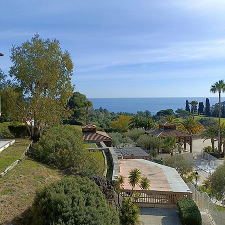 Cap Esterel Village Vacances T2 Vue Mer Agay Saint-Raphaël Exterior foto